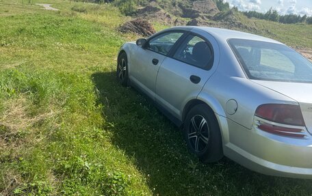 Dodge Stratus II, 2004 год, 265 000 рублей, 1 фотография