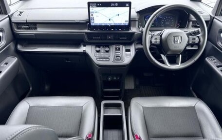 Honda Stepwgn, 2023 год, 1 900 666 рублей, 7 фотография