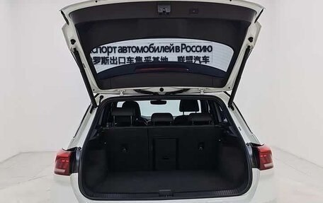Volkswagen T-Roc I, 2022 год, 1 690 000 рублей, 7 фотография