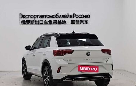 Volkswagen T-Roc I, 2022 год, 1 690 000 рублей, 4 фотография