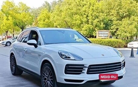Porsche Cayenne III, 2021 год, 6 896 572 рублей, 3 фотография