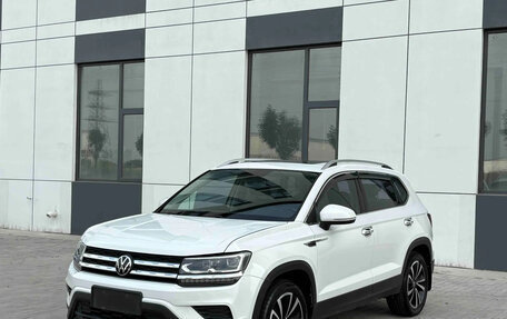 Volkswagen Tharu, 2023 год, 1 930 000 рублей, 1 фотография