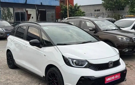 Honda Fit, 2022 год, 960 000 рублей, 1 фотография