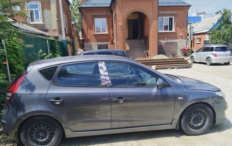 Hyundai i30 I, 2010 год, 597 000 рублей, 2 фотография