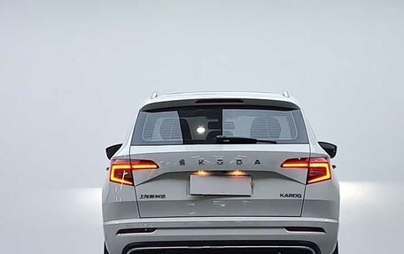 Skoda Karoq I, 2022 год, 1 800 000 рублей, 5 фотография
