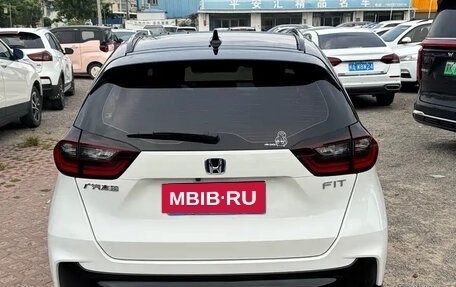 Honda Fit, 2022 год, 960 000 рублей, 5 фотография