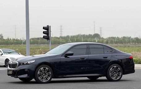BMW 5 серия, 2026 год, 5 473 466 рублей, 2 фотография