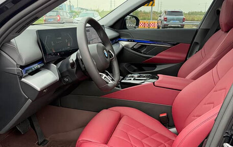 BMW 5 серия, 2026 год, 5 473 466 рублей, 7 фотография