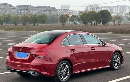 Mercedes-Benz A-Класс, 2021 год, 1 700 000 рублей, 8 фотография