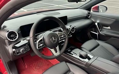 Mercedes-Benz A-Класс, 2021 год, 1 700 000 рублей, 9 фотография