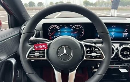 Mercedes-Benz A-Класс, 2021 год, 1 700 000 рублей, 12 фотография