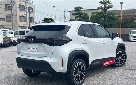 Toyota Yaris Cross, 2021 год, 1 560 005 рублей, 2 фотография