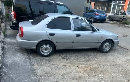 Hyundai Accent II, 2004 год, 320 000 рублей, 3 фотография