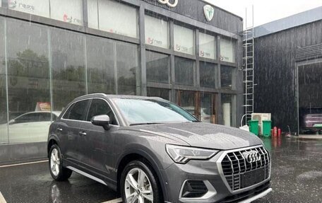 Audi Q3, 2021 год, 1 900 000 рублей, 2 фотография