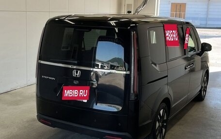 Honda Stepwgn, 2023 год, 1 850 000 рублей, 4 фотография