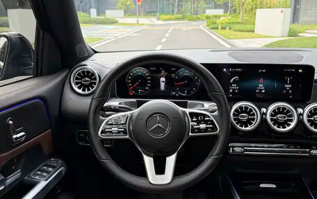Mercedes-Benz GLB, 2022 год, 2 200 004 рублей, 14 фотография
