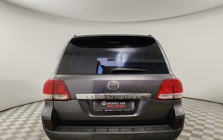 Toyota Land Cruiser 200, 2008 год, 2 350 000 рублей, 17 фотография