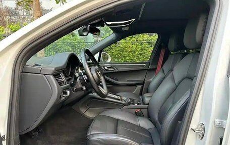 Porsche Macan I рестайлинг, 2022 год, 5 360 000 рублей, 5 фотография