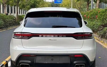 Porsche Macan I рестайлинг, 2022 год, 5 360 000 рублей, 4 фотография