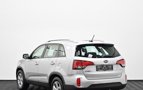 KIA Sorento II рестайлинг, 2017 год, 1 799 000 рублей, 4 фотография