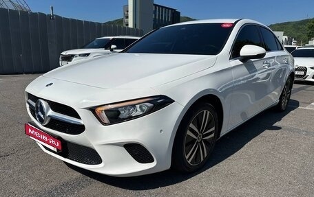 Mercedes-Benz A-Класс, 2022 год, 2 490 099 рублей, 2 фотография