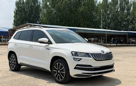 Skoda Karoq I, 2022 год, 1 950 000 рублей, 3 фотография