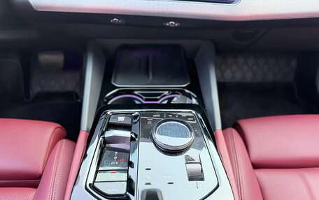 BMW 5 серия, 2024 год, 5 175 437 рублей, 9 фотография
