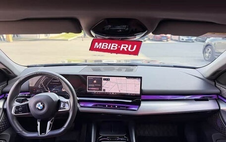 BMW 5 серия, 2024 год, 5 175 437 рублей, 8 фотография