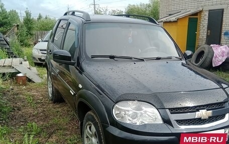Chevrolet Niva I рестайлинг, 2012 год, 405 000 рублей, 2 фотография