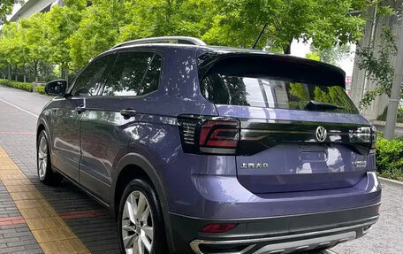 Volkswagen T-Cross I, 2023 год, 1 239 003 рублей, 3 фотография