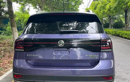 Volkswagen T-Cross I, 2023 год, 1 239 003 рублей, 6 фотография