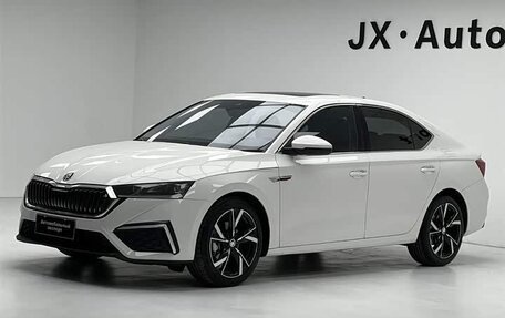 Skoda Octavia IV, 2022 год, 1 805 777 рублей, 1 фотография