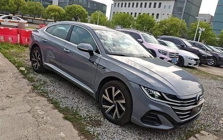 Volkswagen Passat CC, 2025 год, 4 112 915 рублей, 3 фотография
