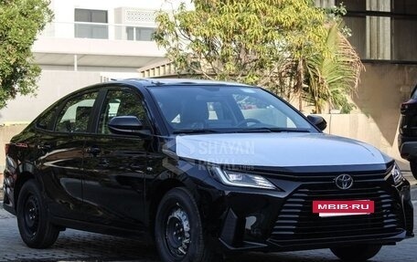 Toyota Yaris, 2026 год, 2 500 000 рублей, 3 фотография