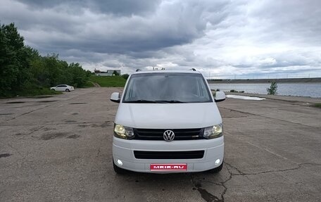 Volkswagen Caravelle T5, 2012 год, 1 999 999 рублей, 3 фотография