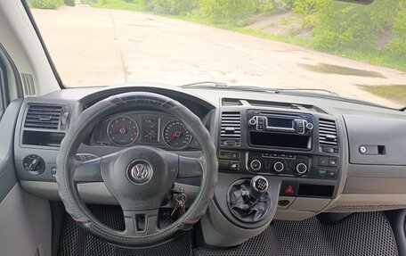 Volkswagen Caravelle T5, 2012 год, 1 999 999 рублей, 17 фотография