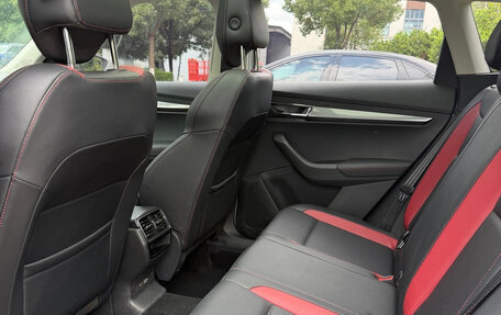 Skoda Karoq I, 2023 год, 2 097 000 рублей, 14 фотография
