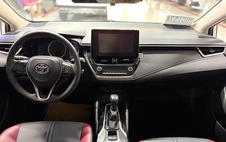 Toyota Corolla, 2022 год, 1 600 000 рублей, 2 фотография