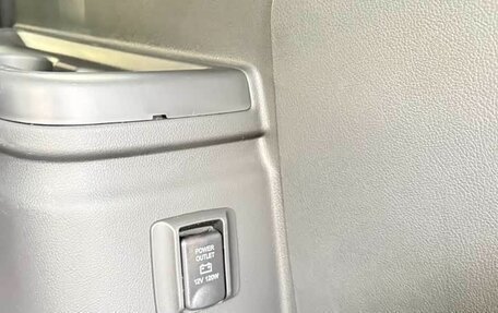 Mitsubishi Outlander III рестайлинг 3, 2022 год, 1 593 000 рублей, 25 фотография