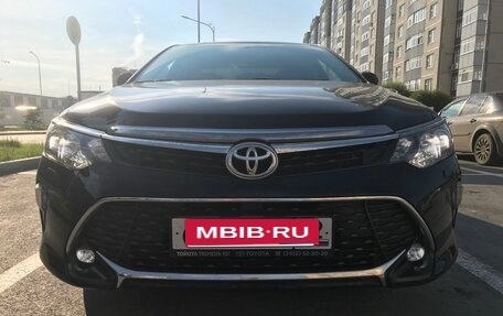 Toyota Camry, 2018 год, 2 690 000 рублей, 1 фотография