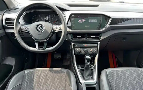 Volkswagen T-Cross I, 2023 год, 1 259 003 рублей, 7 фотография