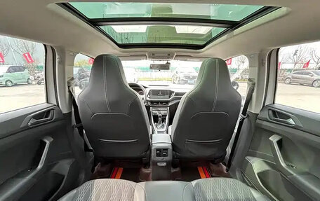 Volkswagen T-Cross I, 2023 год, 1 259 003 рублей, 12 фотография