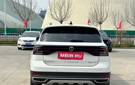 Volkswagen T-Cross I, 2023 год, 1 259 003 рублей, 6 фотография