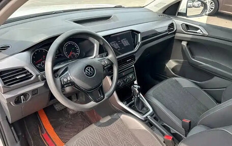 Volkswagen T-Cross I, 2023 год, 1 259 003 рублей, 10 фотография