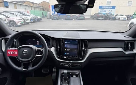 Volvo XC60 II, 2022 год, 4 183 304 рублей, 13 фотография
