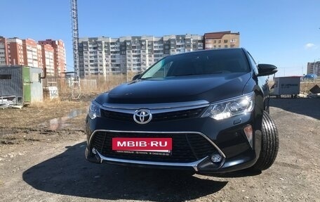 Toyota Camry, 2018 год, 2 690 000 рублей, 4 фотография