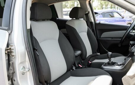 Chevrolet Cruze II, 2013 год, 749 000 рублей, 8 фотография