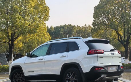 Jeep Cherokee, 2021 год, 1 280 000 рублей, 6 фотография