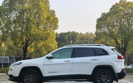 Jeep Cherokee, 2021 год, 1 280 000 рублей, 5 фотография