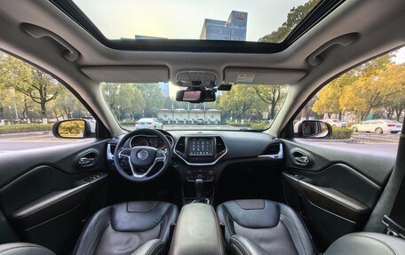 Jeep Cherokee, 2021 год, 1 280 000 рублей, 14 фотография